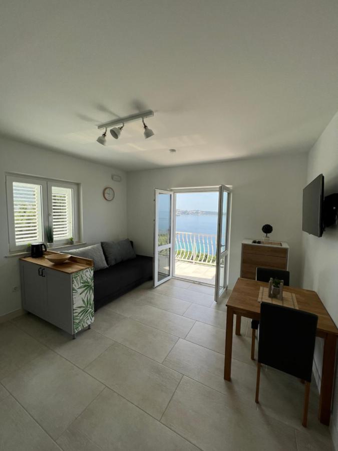Apartament Dom Lovrenko *