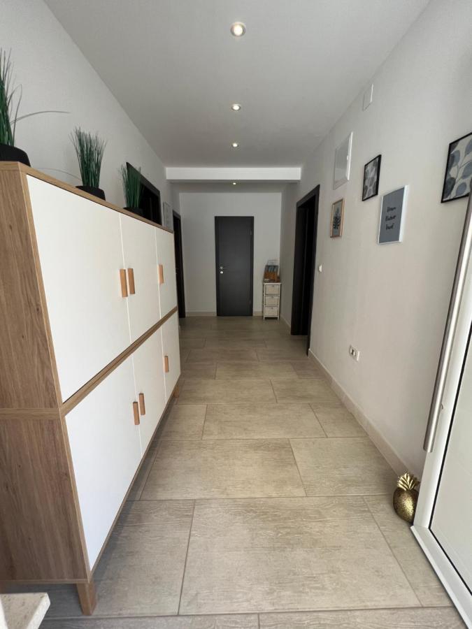Dom Lovrenko Apartment