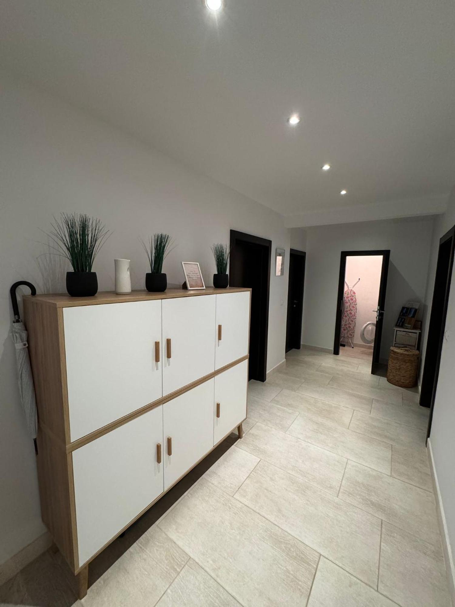 Apartment Dom Lovrenko